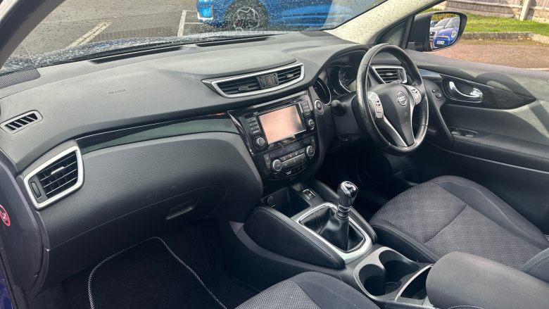 Nissan Qashqai 1.5 dCi Acenta Premium 5dr Diesel Hatchback